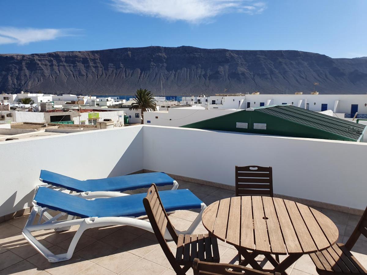 Apartamentos Graciosamar Caleta de Sebo Exterior photo